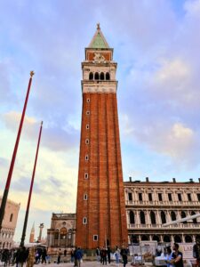 Praça e Basílica de São Marcos – Veneza/Itália