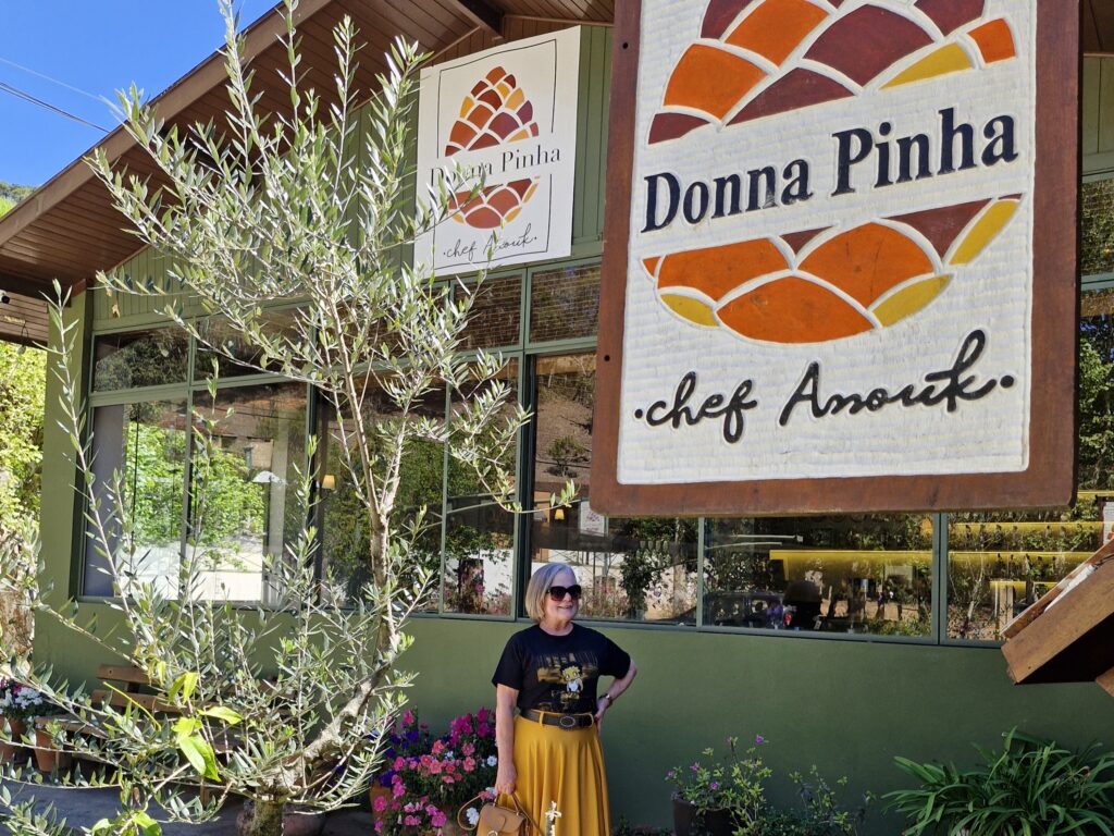 Donna Pinha Restaurante - Santo Antônio do Pinhal/SP