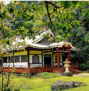 Templo KINKAKU-JI licalizado em Itapecerica da Serra/SP