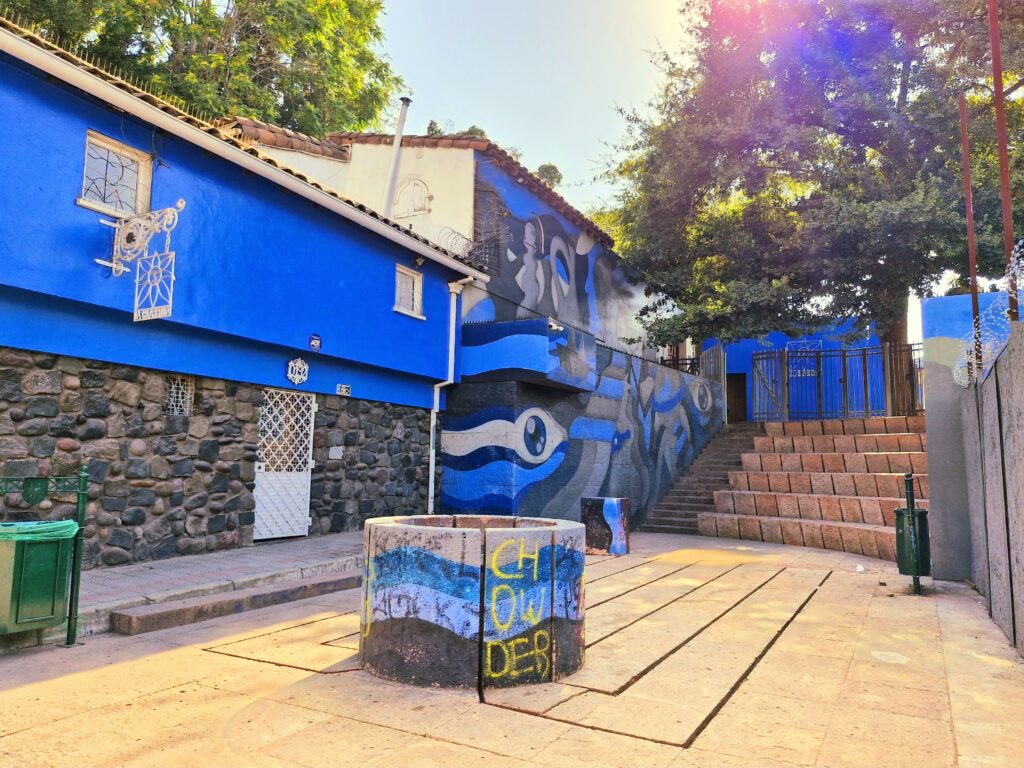 Casa Museu La Chascona - Santiago do Chile