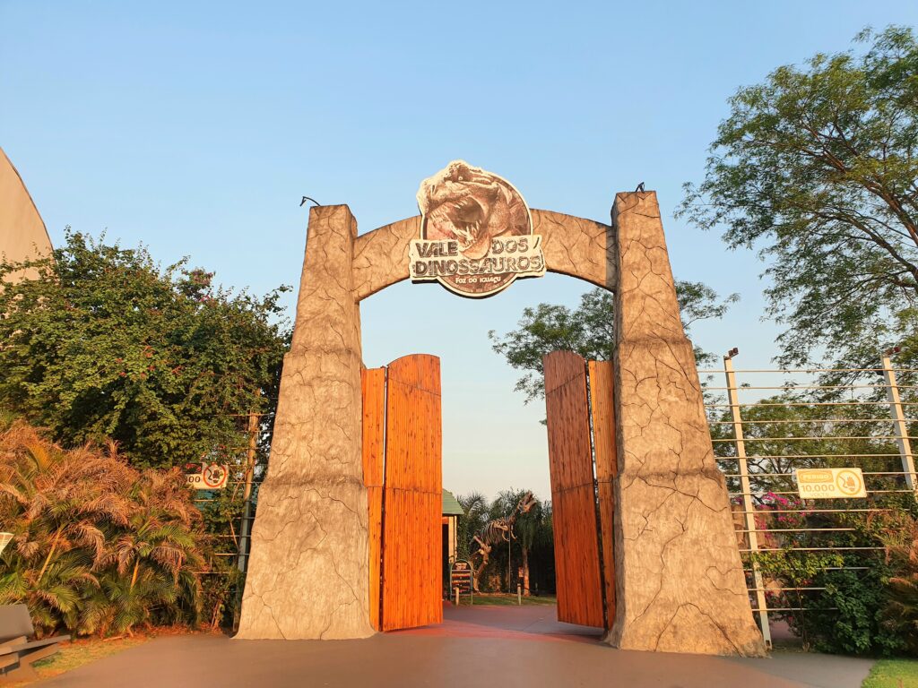 Vale dos Dinossauros - Foz do Iguaçu Paraná/PR Brasil