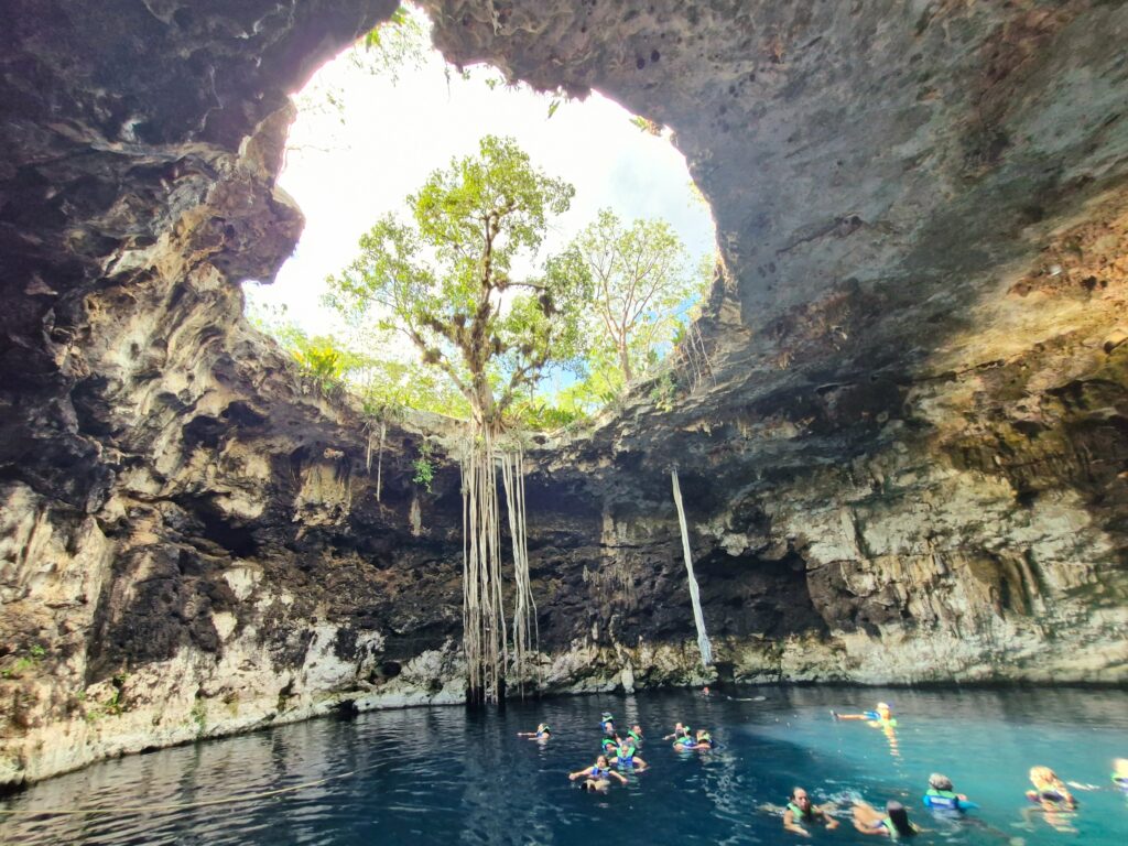 Cenotes Santa Bárbara - México