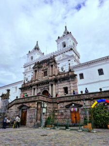 Igreja e a Praça de São Francisco - Quito Equador/EC