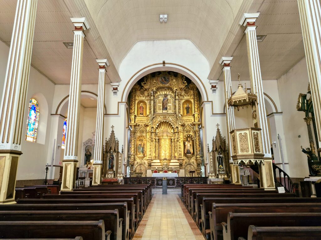 Iglesia de San José e o famoso Altar de Ouro - Panamá/PTY