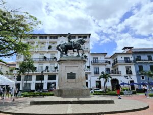 Ruas históricas, praças e a arquitetura colonial - Panamá/PTY