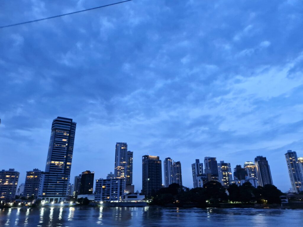 Avenida Balboa - Panamá/PTY