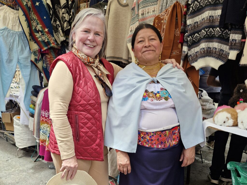 Plaza de los Ponchos - Otavalo/EC
